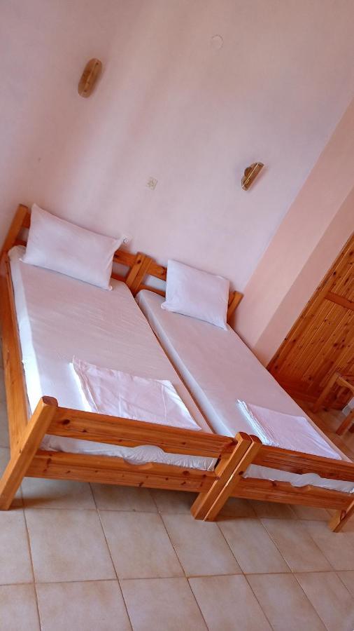 Corfu Bay Sea View Apartments 100M From The Beach เวนิทเซส ภายนอก รูปภาพ