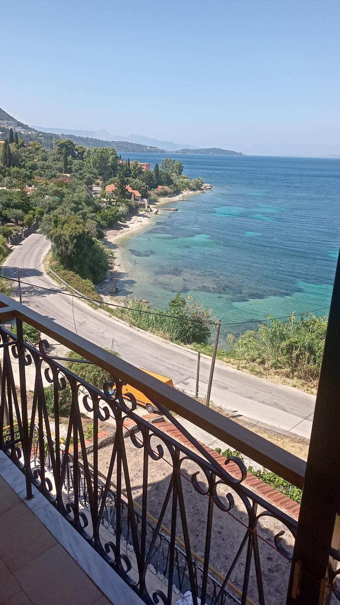 Corfu Bay Sea View Apartments 100M From The Beach เวนิทเซส ภายนอก รูปภาพ
